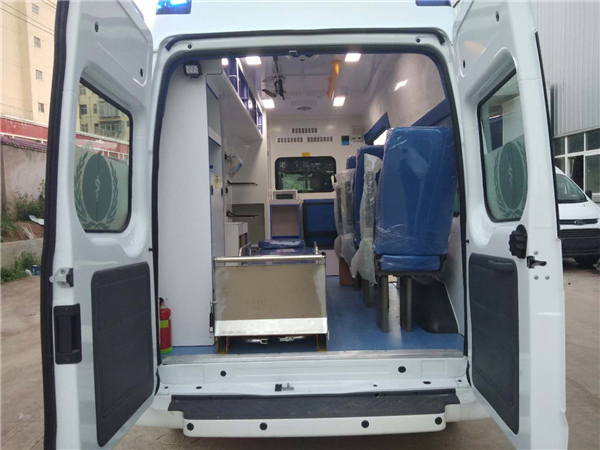 江鈴福特新世代全順（長(zhǎng)軸）救護(hù)車