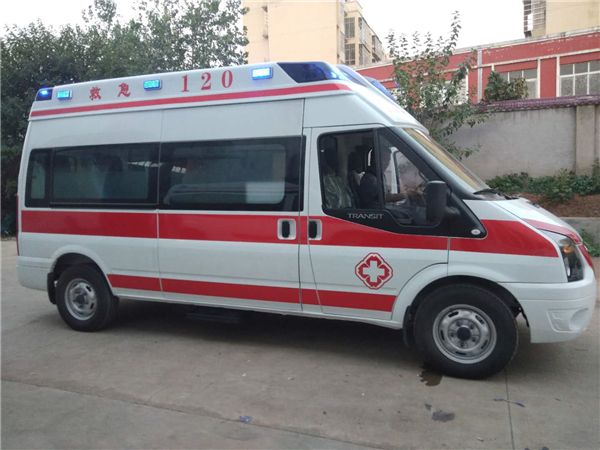 江鈴福特新世代全順（長(zhǎng)軸）救護(hù)車