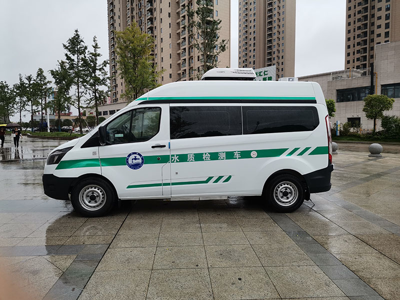 福特新全順國(guó)六水質(zhì)檢測(cè)車(chē)